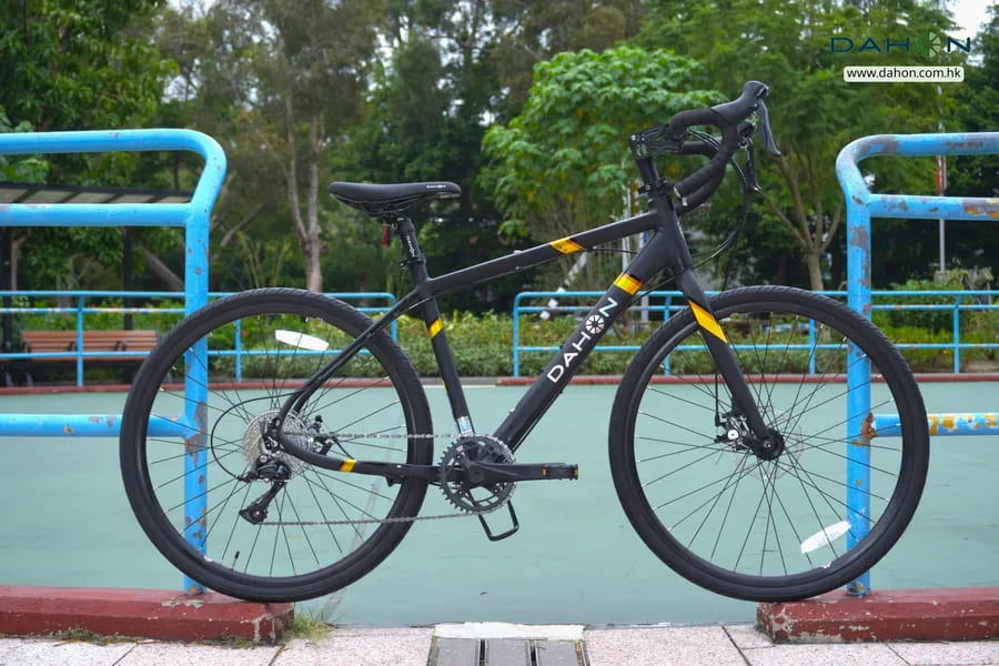 Dahon GB-2 OBA793 黑色摺疊 Gravel 單車側面,彎把及 27.5 吋車輪